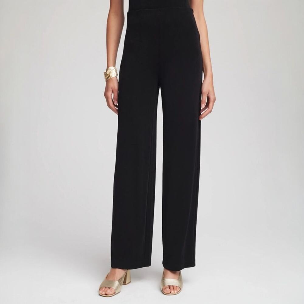 CHICO’S Traveler straight leg pants in Black Size 3